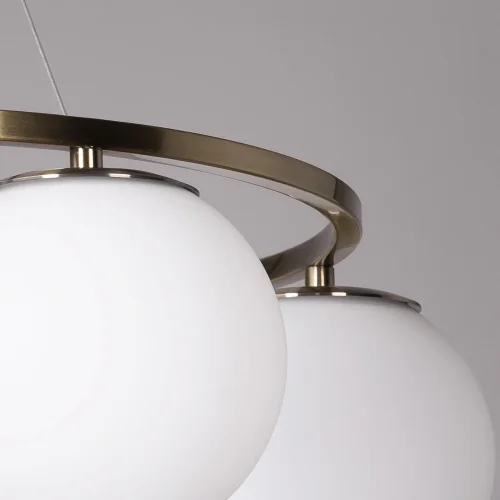 Люстра подвесная Оливия 306014505 DeMarkt белая на 5 ламп, основание бронзовое в стиле современный шар фото 7